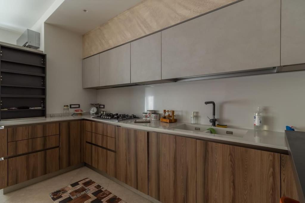 Monzio'S House Apartment เนเปิลส์ ภายนอก รูปภาพ